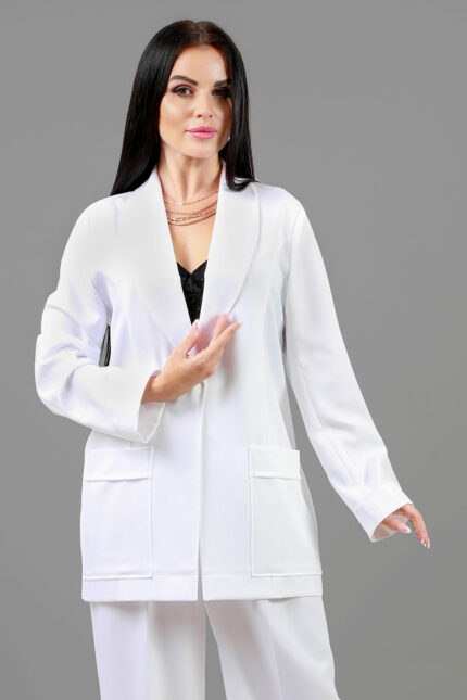 woman wearing white oversized blazer