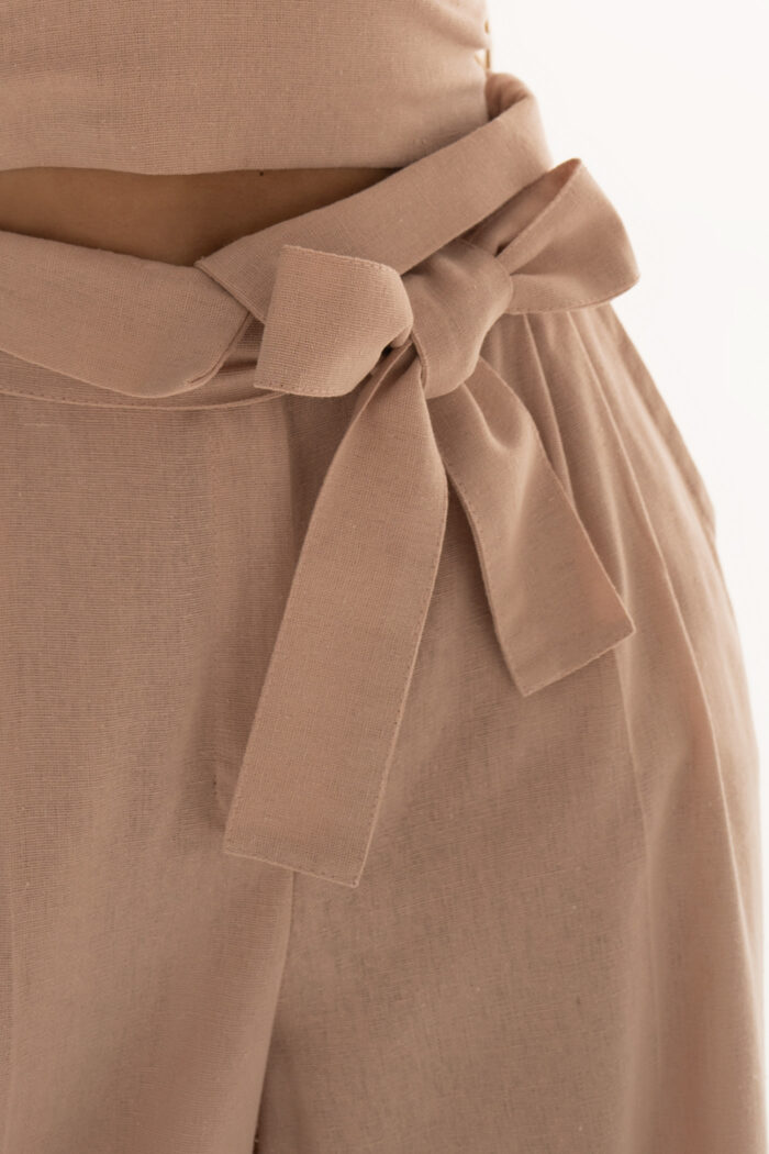 Linen High-Rise Trousers &Bull; Dsc05238 1 1