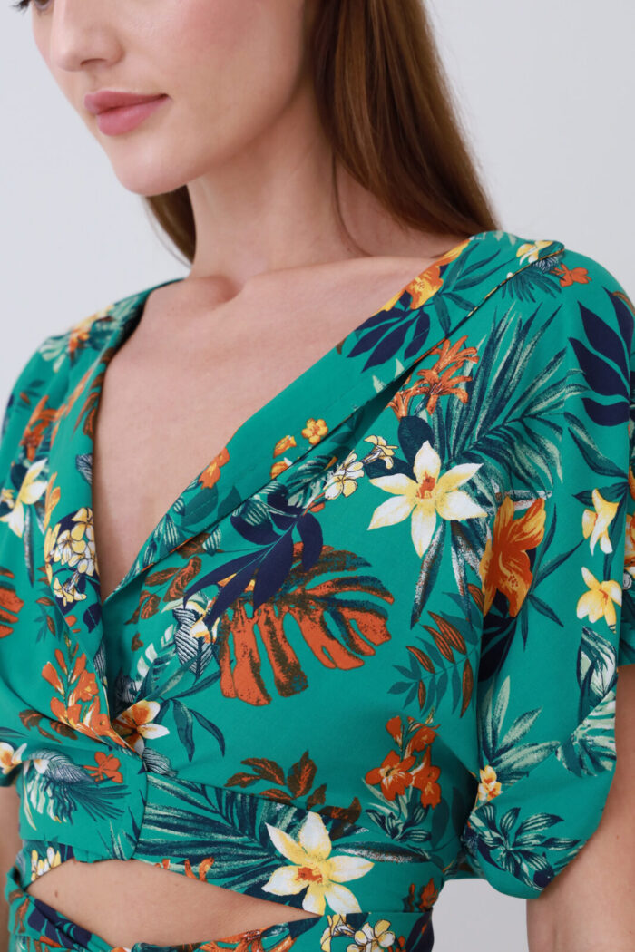 Details Of The Green Floral Print Coord Set