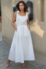 woman wearing maxi linen dress